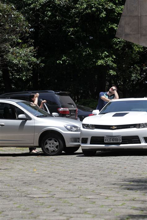 Bateram No Meu Carro E Agora