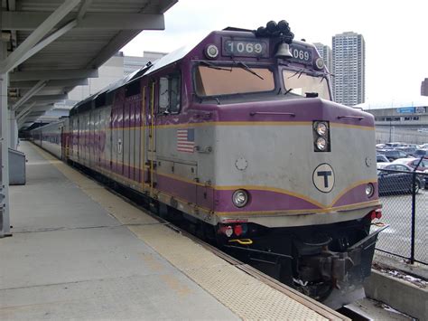 Mbta Emd F40ph 2c 1069 At North Station Ck4049 Flickr