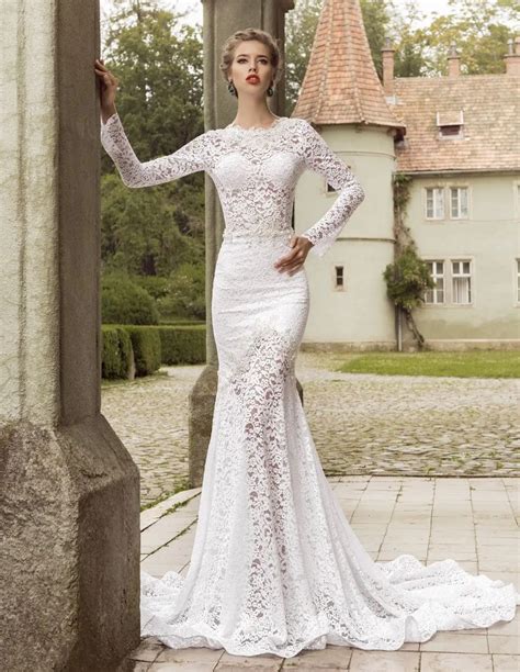 Elegant Mermaid Lace Wedding Dresses 2016 Crew Neck Sheer Long Sleeves