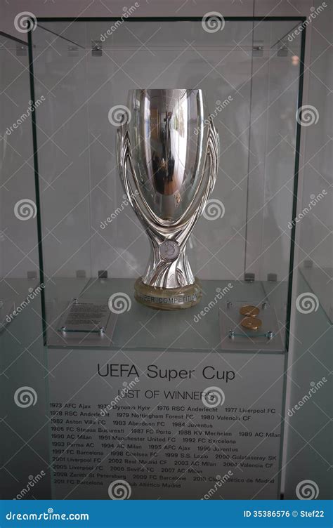 Uefa Super Cup Trophy Editorial Photo Image Of Trophy 35386576