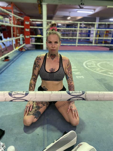 Bec Rawlings Mmababes