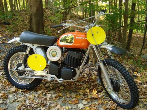 2 Early 70s Pre 74 Husqvarnas 1973 Husqvarna 400 CR Enduro