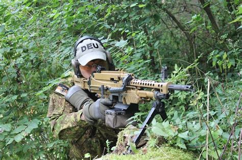 Defensa Y Armas Ametralladora Heckler Koch Hk Alemania