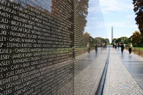 Vietnam Veterans Memorial Washington D C Us By Maya Lin The Black Granite Walls Rtf