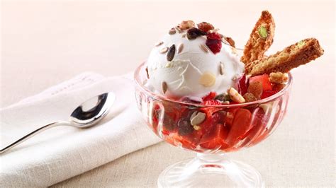 Gelato Al Fior Di Latte Con Fragole E Cantucci Ricetta