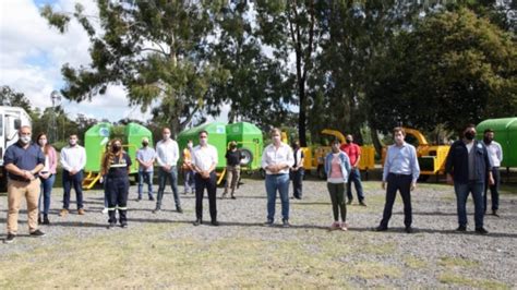 Cabandié y Cascallares entregaron insumos para fortalecer la gestión de