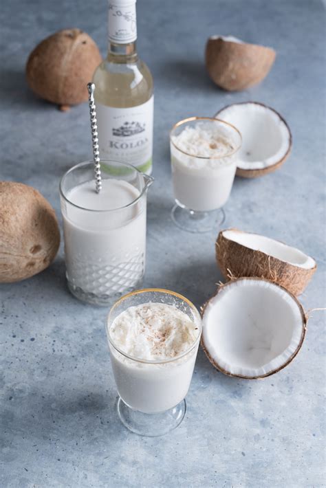 Coconut Rum Milk Punch Recipe #Drinkmas