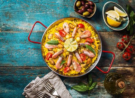 De Tapas A Paella Veja Receitas Para Fazer Um Jantar Espanhol Em