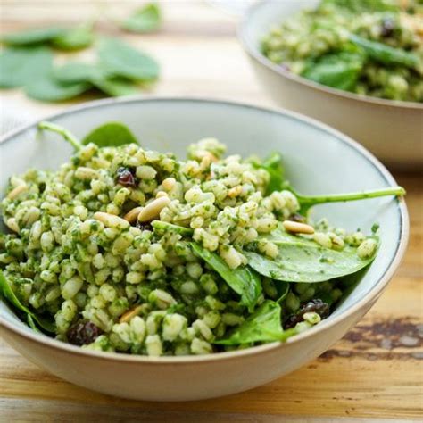 Barley Bowl With Lemon Spinach Pesto Recipe Elle Republic Rezept