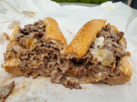 Top 10 Cheesesteaks In The Philly Region Bz Maestro Eats