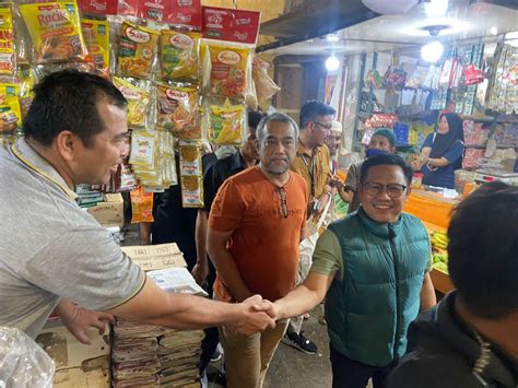 Datang Ke Pasar Pekanbaru Cak Imin Dengar Keluhan Pedagang