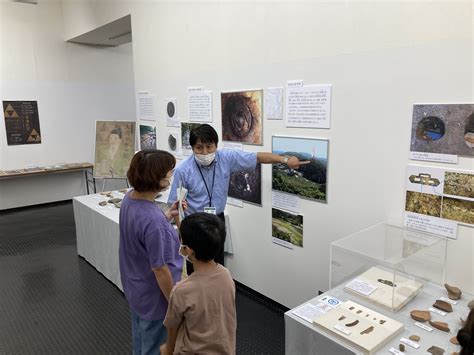 【鎌倉市】文化情報 On Twitter 御礼 鎌倉市遺跡調査速報展 817～21に鎌倉生涯学習センターで開催した速報展には、多くの方にご来場いただきありがとうございました。職員の