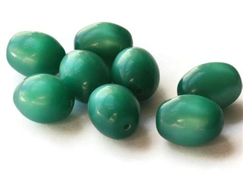 8 15mm Green Oval Beads Vintage Lucite Beads Moonglow Lucite Etsy