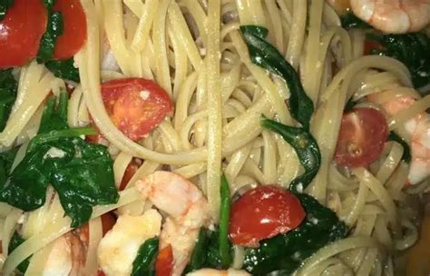 Shrimp Tomato Spinach Pasta In Garlic Butter Sauce Dieter24