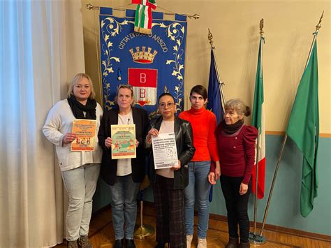 A Busto Il Nuovo Corso Gratuito Per Colf Badanti E Babysitter Paola