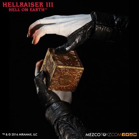 Hellraiser Iii Hell On Earth Pinhead 12 Figure Mezco Toyz