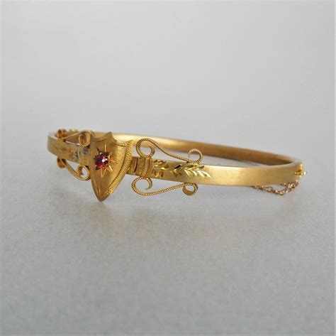 Beryl Lane Antique Edwardian Ct Gold Garnet Set Shield Bangle By