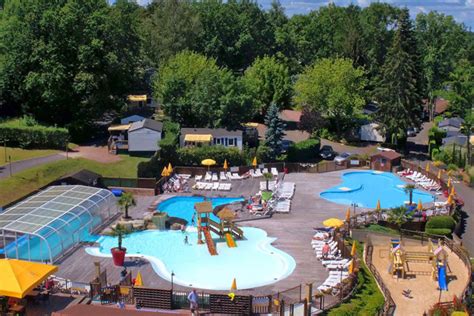 Camping Gouaix Et Toiles Avec Parc Aquatique Campings Luxe