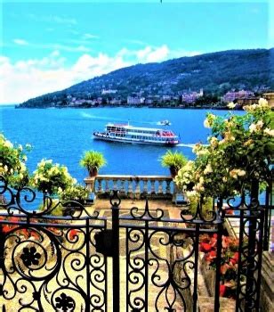 Solve Lake Maggiore Jigsaw Puzzle Online With 72 Pieces