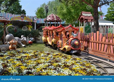 Amusement Park Train Editorial Stock Photo - Image: 23511563