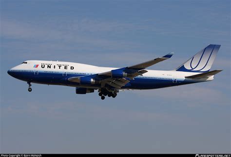 N Ua United Airlines Boeing Photo By Bj Rn Wylezich Id