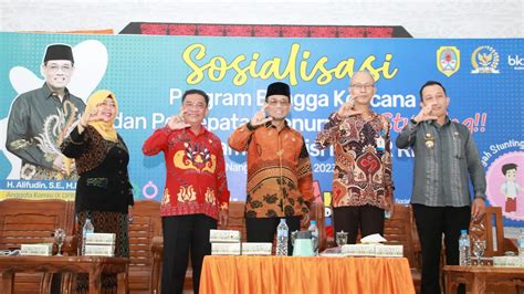 Wabup Kluisen Buka Sosialiasi Program Bangga Kencana Dan Program