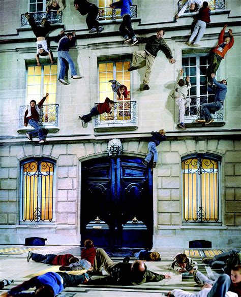 Oltre La Soglia LEANDRO ERLICH