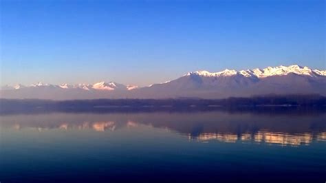 Lago Di Viverone Mountains Natural Landmarks Nature Travel