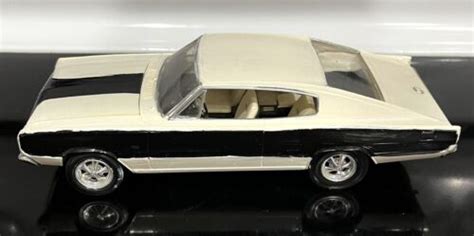 BUILT MODEL Car Vintage Revell Muscle 1967 Dodge Charger 426 Hemi Kit