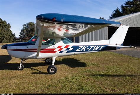 Cessna 150 Aerobat Flying School