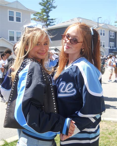 meg 🦢🪞 🩰 (@megan.lindey) • Instagram photos and videos