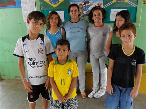 Emeb Lizamara Aparecida Oliva De Almeida - EMEB LIZAMARA APARECIDA OLIVA DE ALMEIDA: Projeto Reciclagem