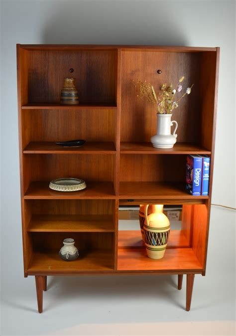 Bekijk Vintage Deense Boekenkast Highboard Op Reliving