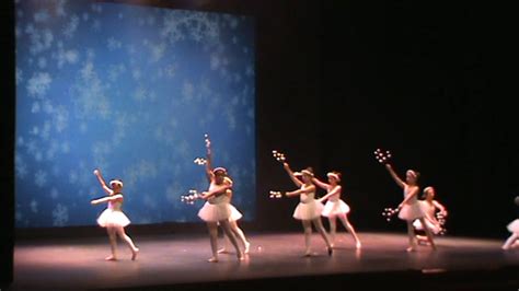 Copos de nieve Cascanueces Lemarí Danza 2017 YouTube