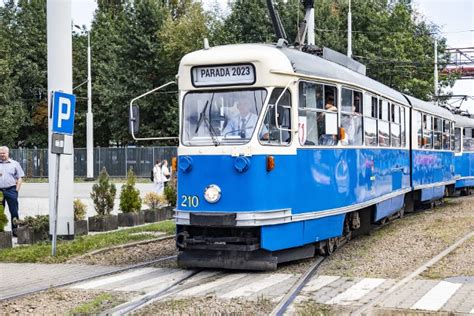 Powr T Do Przesz O Ci W Krakowie Parada Zabytkowych Tramwaj W