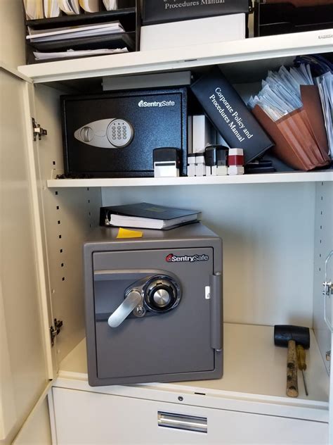 How To Open A Sentry Safe Without The Combination Dial at Michelle