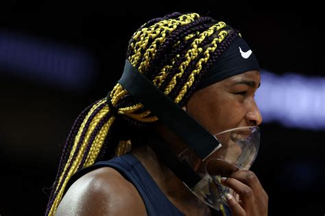 Why Does Aaliyah Edwards Wear A Mask Exploring Reasons Behind UConn