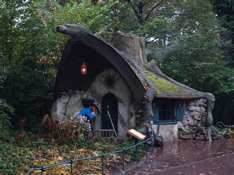 Fairy Tales Houses in Real World (46 pics)