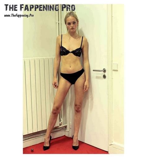 Jean Campbell Nude And Sexy 30 Photos The Fappening