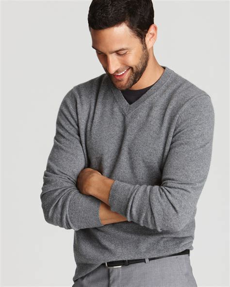 17 Sweater Outfits For Men With Styling Tips