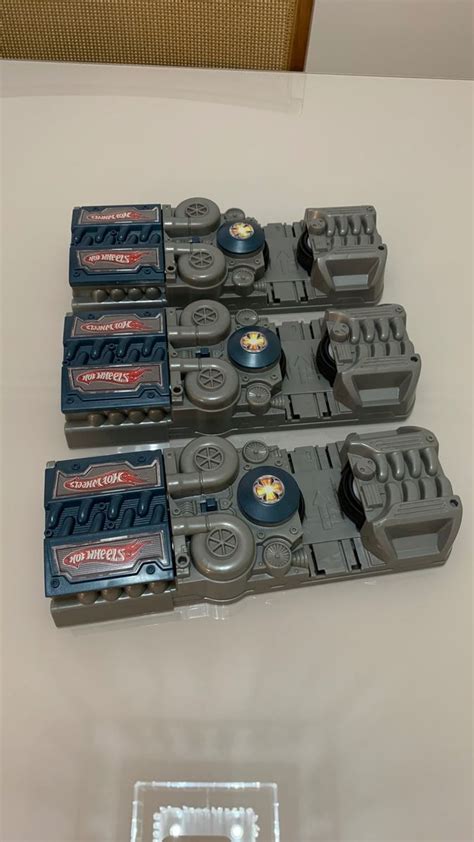 Mattel Hot Wheels Track Builder Lan Ador De Carro Booster Brinquedo Hot Wheels Usado