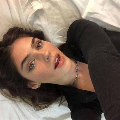 Pinterest Blue Eyes Aesthetic Brunette Aesthetic Natural Makeup Looks