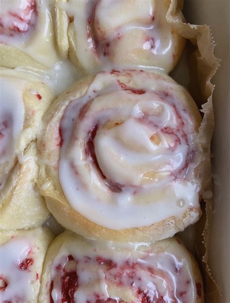 Lemon Raspberry Sweet Rolls