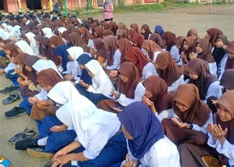 Kades Dituding Selalu Rapat Di Rumah Warga