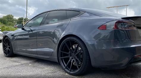 Updated Tesla Model S Plaids Sec Quarter Mile Pass At Mph