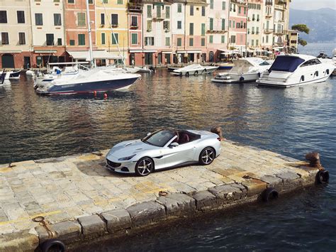 The voyage of rediscovery of the Ferrari Portofino M begins