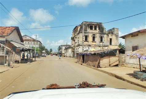 Costa De Marfil 2 Grand Bassam Es Una Ciudad Costera Ubicada Al Este De Abidjan Pertenece Al