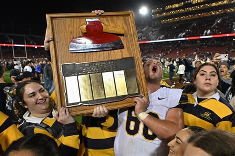 Big Game Cal Beats Stanford Keeps Bowl Hopes Alive Rstanfordcardinal