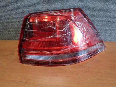 LAMPA FAR ZADNJI ZADNJA DESNI VW GOLF VII KARAVAN NOVO ORIGINAL