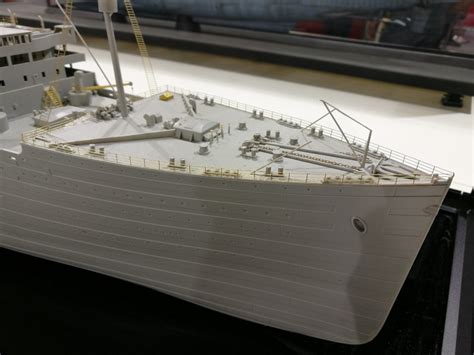 RMS Titanic Ocean Liner 1/200 Trumpeter